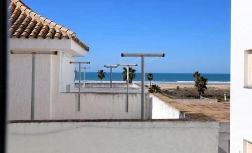 Апартаменти Conil A Pie De Playa Con Amplias Vistas Al Mar Коніль-де-ла-Фронтера Екстер'єр фото
